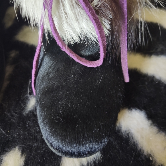 Wonderful Fur Boots - Picture 7 of 15